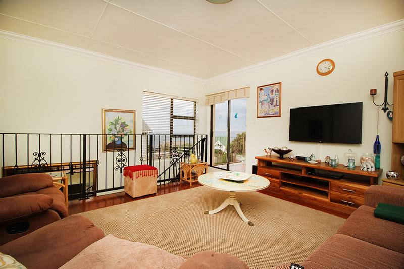 3 Bedroom Property for Sale in Reebok Western Cape